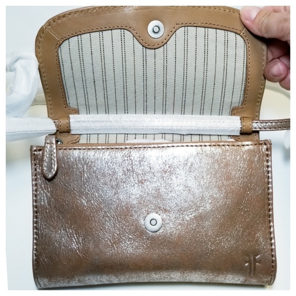 Frye | Melissa Wallet Crossbody Bag - Picture 4 of 8